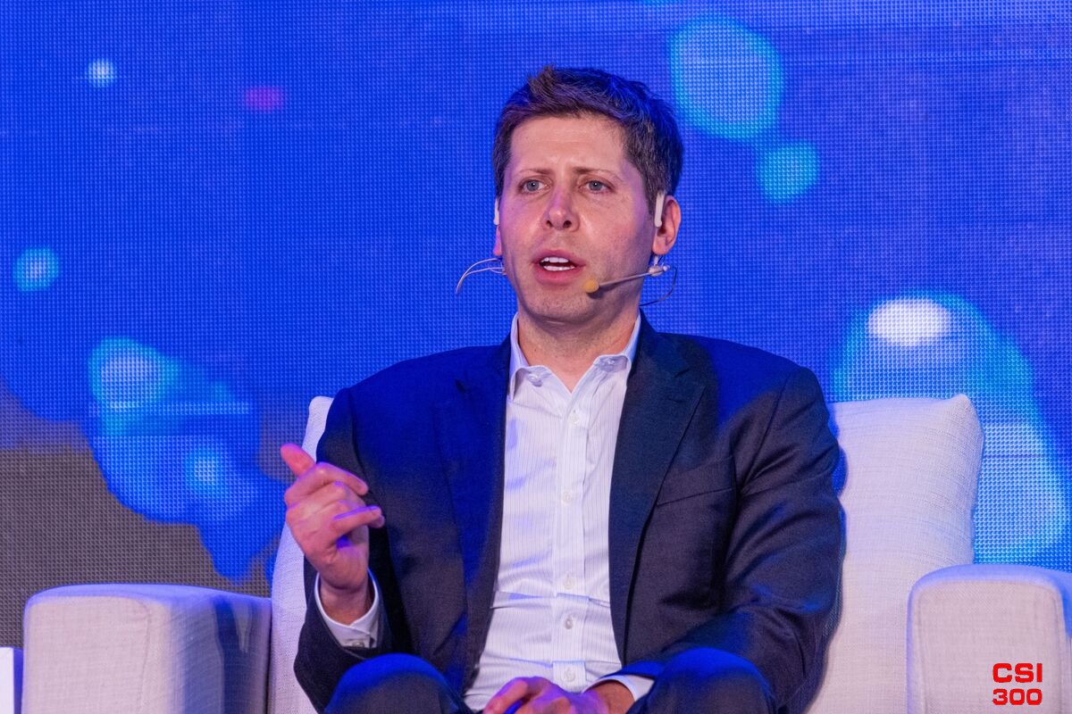 萨姆·奥特曼在被OpenAI董事会解雇不到一周后 又重新回归担任CEO