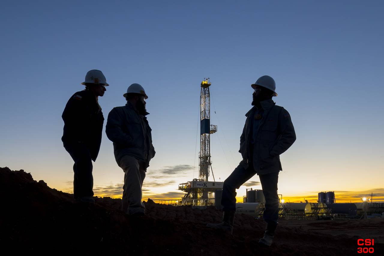 沙特阿拉伯、俄罗斯和几个OPEC+产油国将自愿减产计划延长至6月底