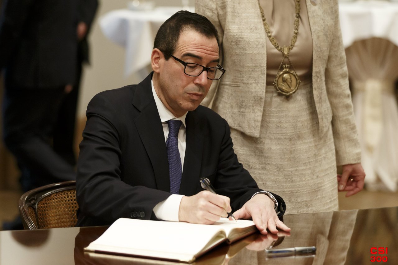 前美国财长姆努钦表示:特朗普的首要任务将是减税、制裁伊朗和征收关税
