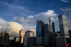 杰富瑞表示：随着借贷成本下降 香港房地产可能触底