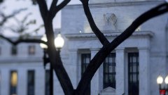 交易员预计由于贸易战降温 美联储2025年仅降息两次
