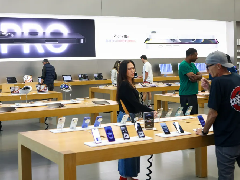 报告称 苹果iPhone出货量14年来首次超过三星