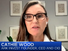 凯西·伍德称：霍尔木兹海峡危机结束后 油价或暴跌50%